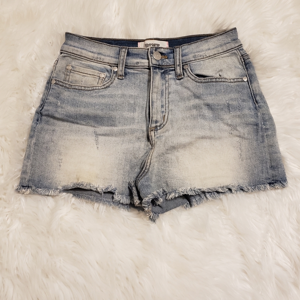 PINK VICTORIA SECRET HIGHT WAISTED CUT OFF JEANS